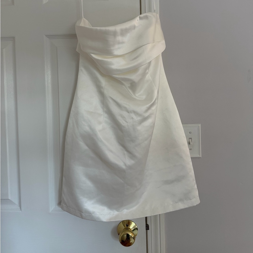 Petal & Pup Elegant White Strapless Dress